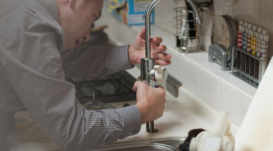 Local expert plumbing services in Linden, IN